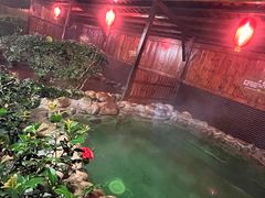 -灵秀温泉