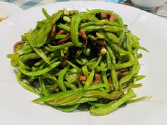 牛肉丝炒扁豆-紫光园(劲松店)