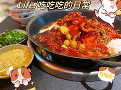-四小区火锅·巷子里的重庆火锅(花照壁店)