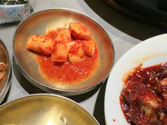 -草家酱蟹炭火烤肉店(珲春南路一店)