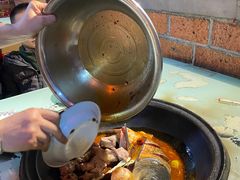 -鱼窝棚柴火铁锅炖(富山屯店)