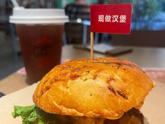 -必胜客(大宁路店)
