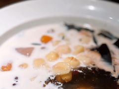 娟珊大满贯-RUXU入续糖水铺与包(卓悦中心店)