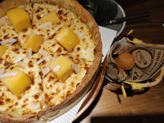 -Dragon Pizza•圆脸龙披萨·牛排餐厅
