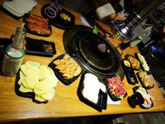 -赞酱川式烤肉(蜀都万达店)