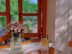-花苑里咖啡(威远店)