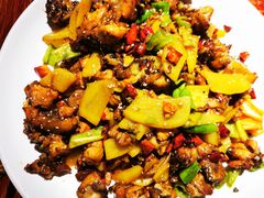 特色干炒鸡-满堂春特色餐馆