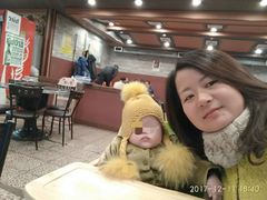 -阿姨来了月嫂服务中心(徐汇店)