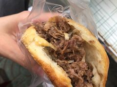 -老西关黄老太牛肉烧饼