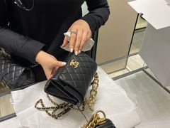 -Chanel(德基广场店)