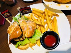 经典BBQ牛肉汉堡-拉亚汉堡经典餐厅(商城路店)