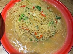 -先启半步颠小酒馆(常熟万达广场店)