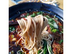 麻辣牛肉面-胡桃里音乐酒馆(曲江店)