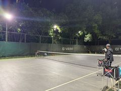 -快网网球俱乐部(徐汇爱建园店)