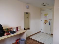 -7天酒店(上海江宁路地铁站玉佛寺店)