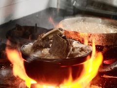 牛肋骨土豆锅-砂锅酱骨