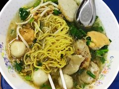 餐饮设施-周日夜市