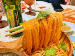-小董哥烤串·爆汁大油边(故宫店)