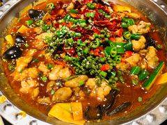 飘香馋嘴牛蛙-张大嘴菜馆(庞各庄店)