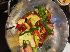 -万重锦·人文川菜馆(骡马市店)