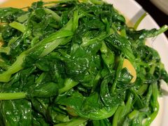 清炒豌豆尖-眉州东坡·熊猫主题餐厅(枫蓝店)