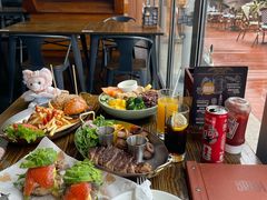-The BREW·酿餐厅(浦东嘉里大酒店)