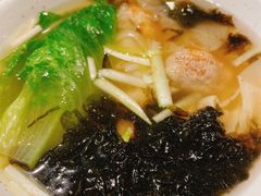 紫菜净云吞-龙记烧腊茶餐厅(常德路店)