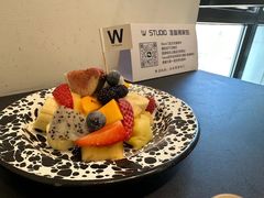 -W COLLECTIVE  DESSERT SHOP
