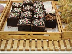 -焙丽拾光(麦凯乐直营店)
