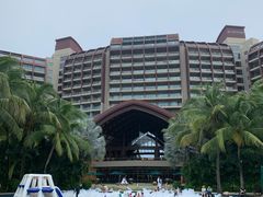 -三亚湾海居铂尔曼度假酒店