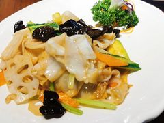 虾仁荷塘月色炒陈村粉-黄但记老店·陈村粉食府