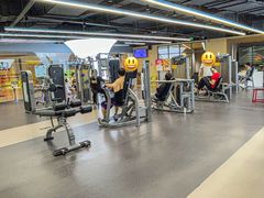 -超鹿运动(五四路恒力城店)