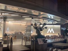 -M Stand(上海人民广场来福士店)