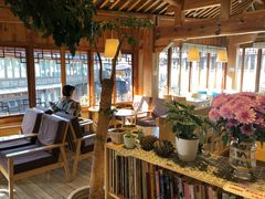大堂-猫的天空之城概念书店(丽江古城饮玉巷店)