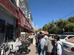 -闫家驴肉老店(华电一校店)