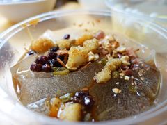 糍粑冰粉-串妹花式冰粉(乐山总店)