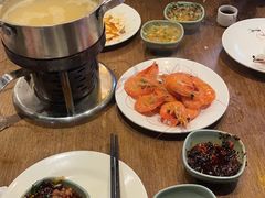 -遇上西雅图多融合海鲜自助餐厅(中房金谊广场店)
