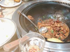-锅老头海鲜铁锅炖