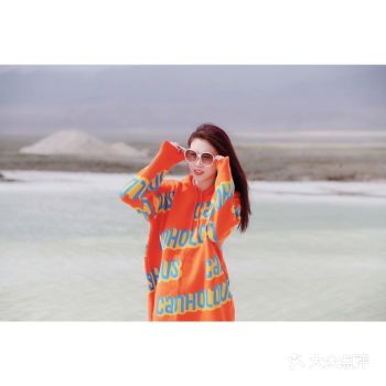 大柴旦的翡翠湖  真的是 挺美的 但是呢