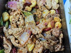 -老东镇啤酒屋海鲜加工·蒸汽海鲜·海鲜烧烤(台东店)