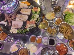 -豚豚家돈돈가韩国锅盖烤肉(新北万达店)