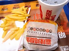 -汉堡王(天津鲁能店)