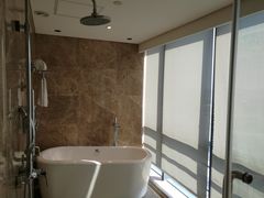 -青岛西海岸隆和福朋喜来登酒店