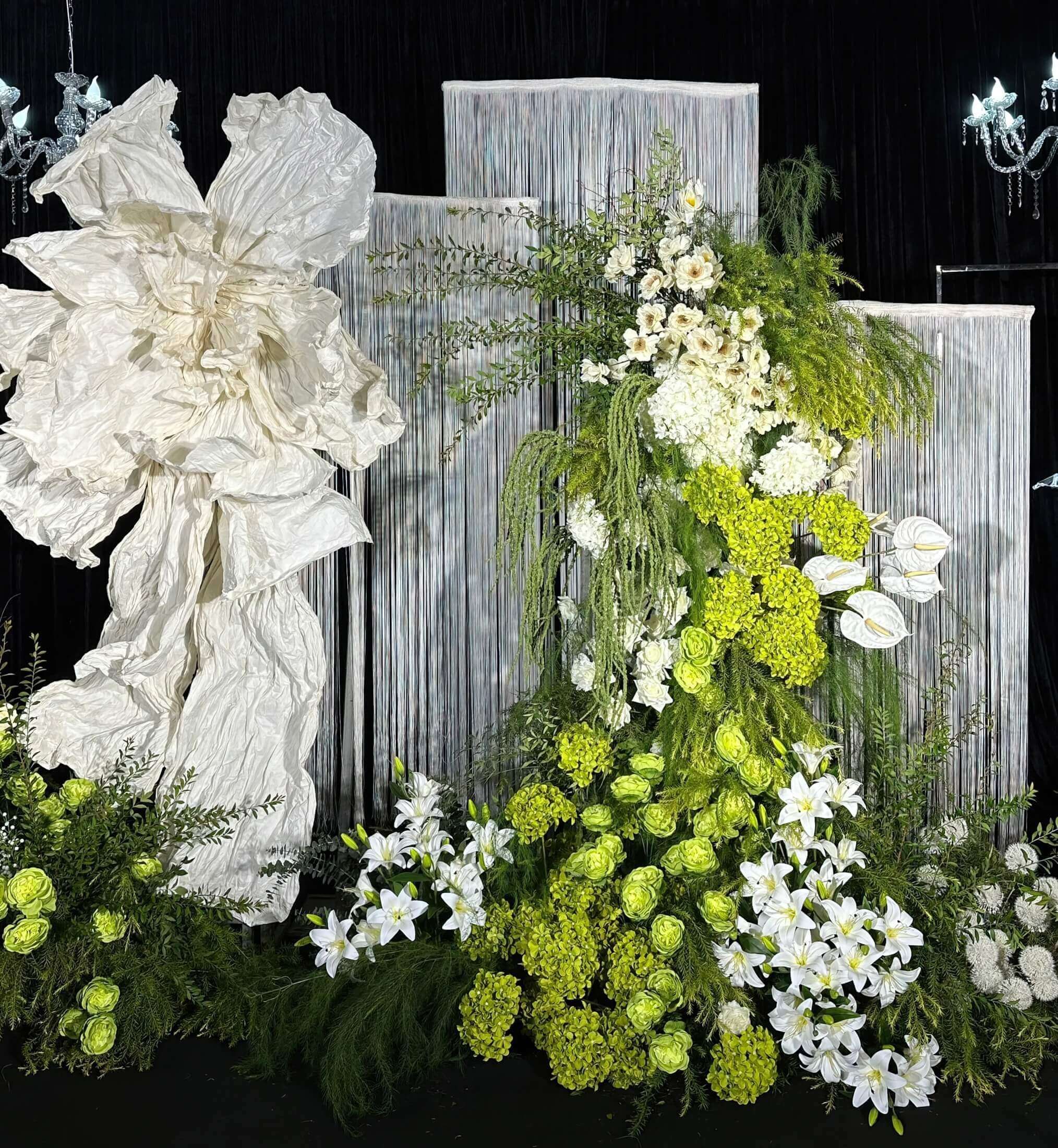 白绿色线帘野生花艺婚礼