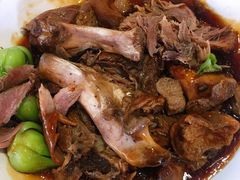 东坡肘子-大碗居·烤鸭·鱼头泡饼(天坛东门店)