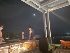 -瑰丽酒店·海吧·天际下午茶·现场DJ·天台酒吧