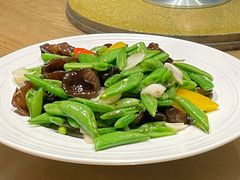 -山楂树融合菜餐厅