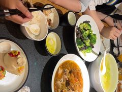 -鲁菜根·泰安菜(万达店)