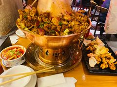 -炉小二铜锅牛蛙•川湘菜(三里屯店)