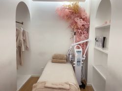 -苗方清颜痘肌研究所